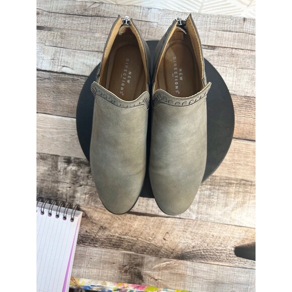 New Directions Ankle Booties Grey Size 7 Amaley - Picture 7 of 7
